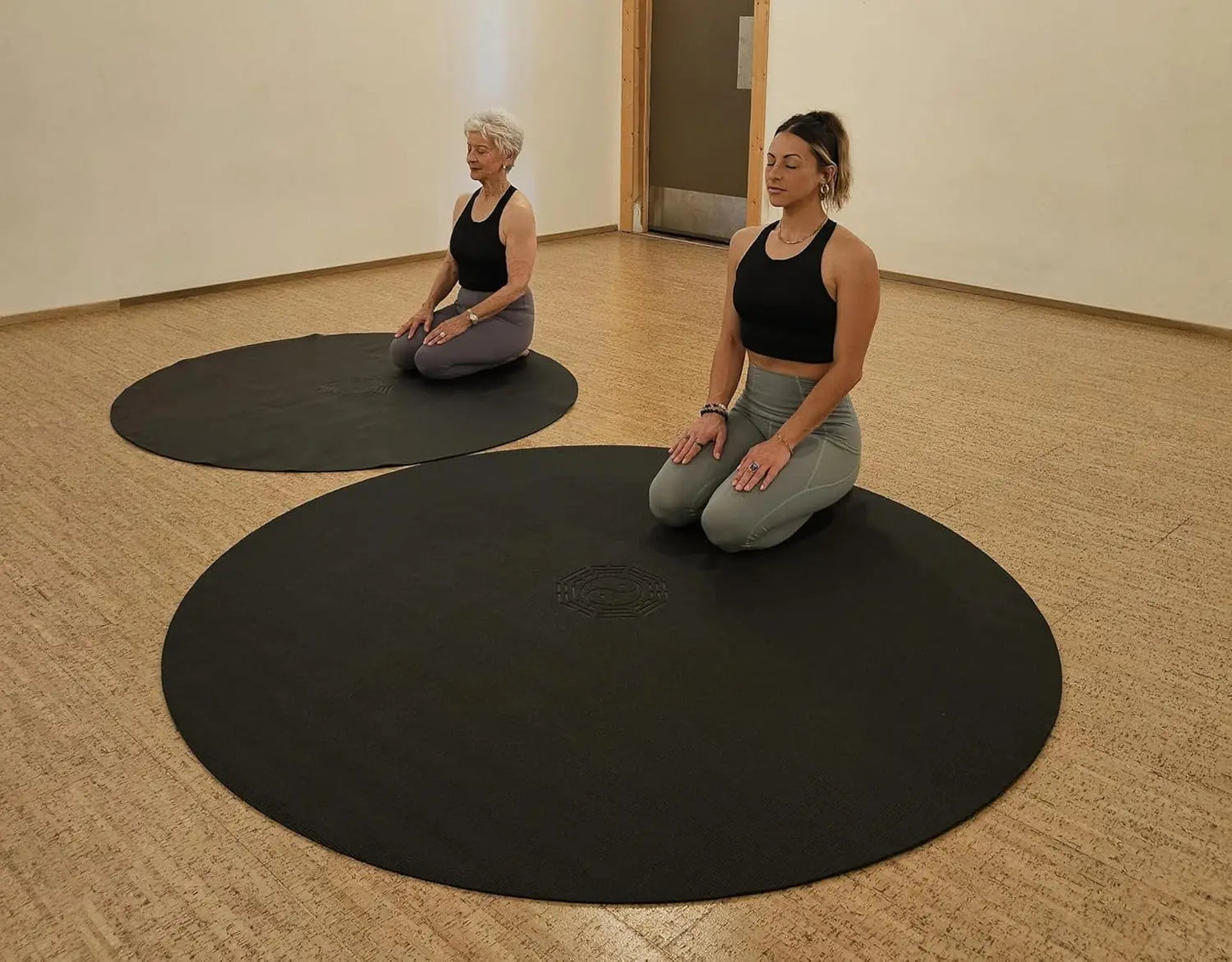 Large Round Yoga Mat For Meditation And Tai Chi Non-Slip